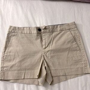Banana Republic Factory Hampton Fit Shorts, Size 6